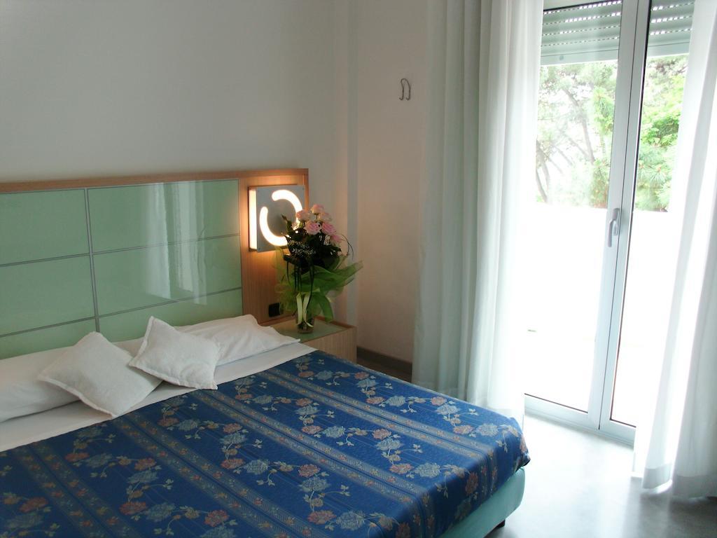 מילאנו מריטימה Hotel Sahara מראה חיצוני תמונה