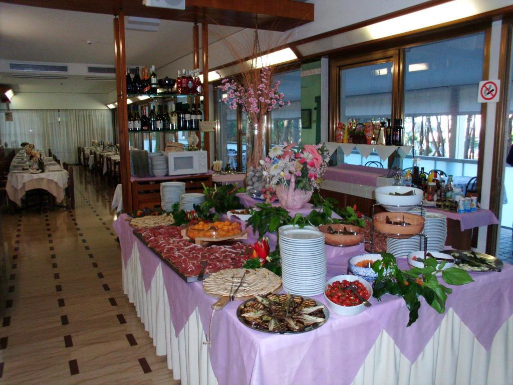 מילאנו מריטימה Hotel Sahara מראה חיצוני תמונה